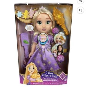 Disney Ultimate Princess Celebration Magic in Motion Rapunzel Feature Doll